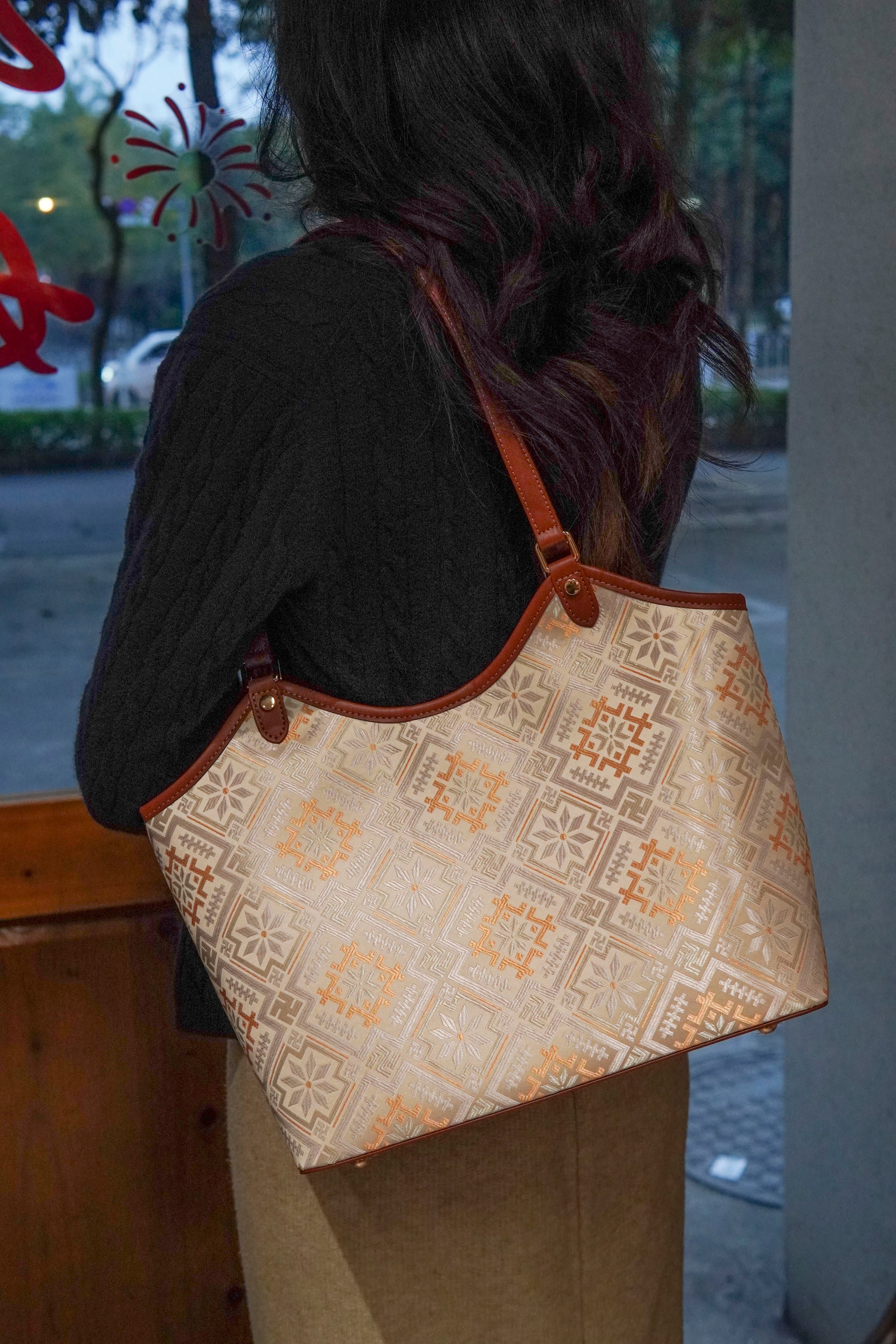 Women's Zhuang Brocade Shoulder Bag - model image 3