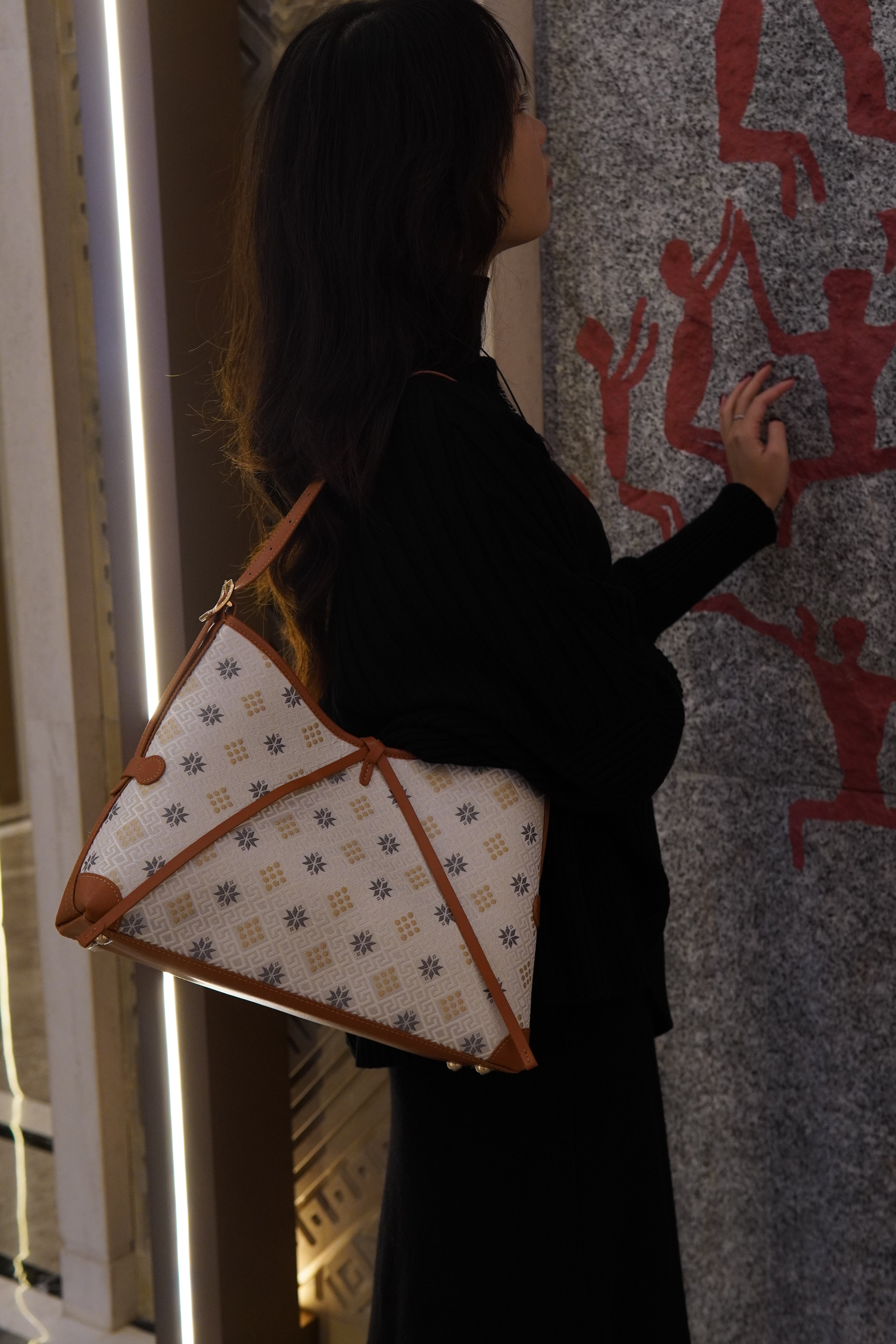 Women's Gray White Zhuang Brocade Drawstring Shoulder Bag - main image 1