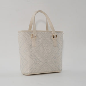 Ivory White brocade tote bag view 04