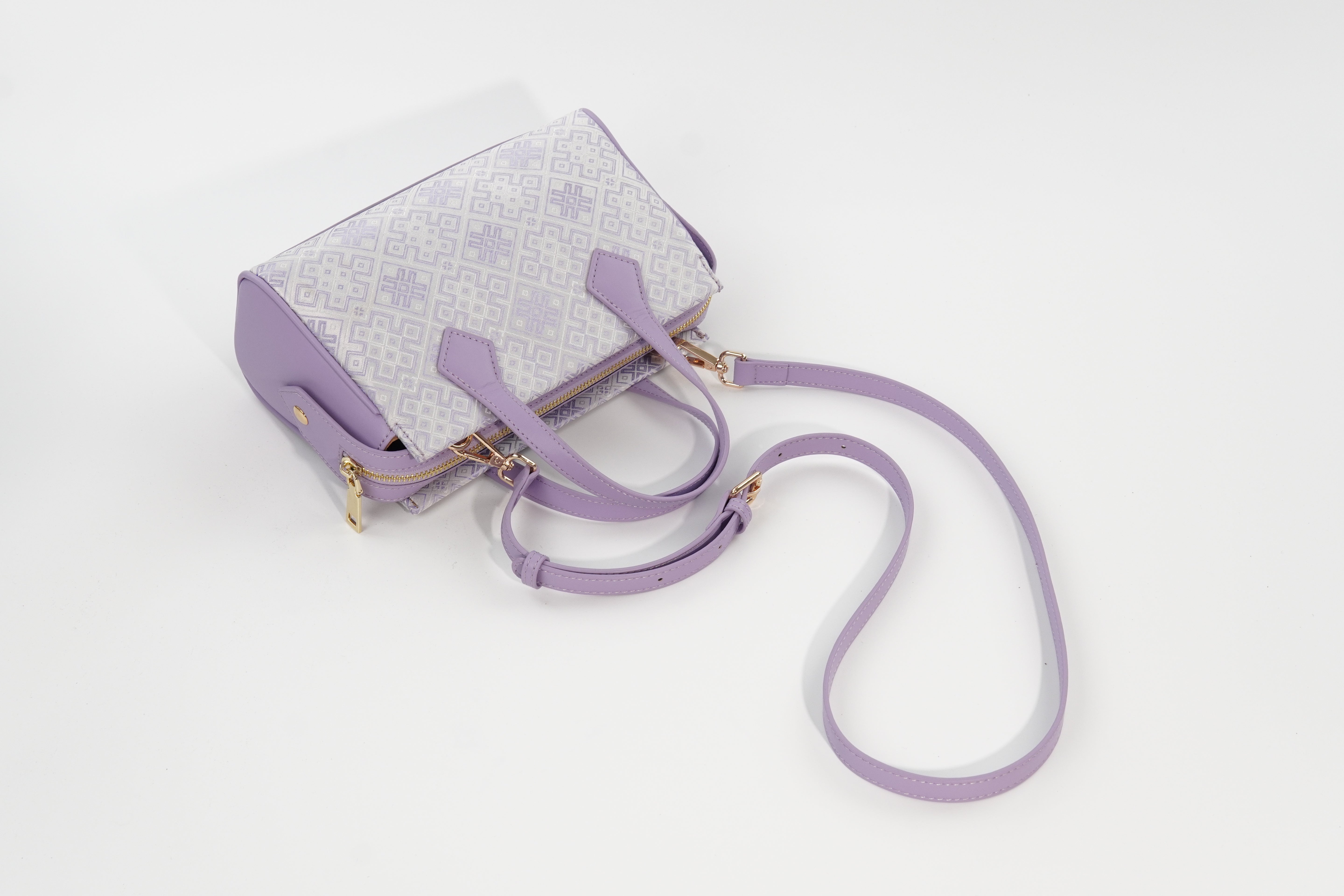 Multicolor brocade shoulder bag view 02
