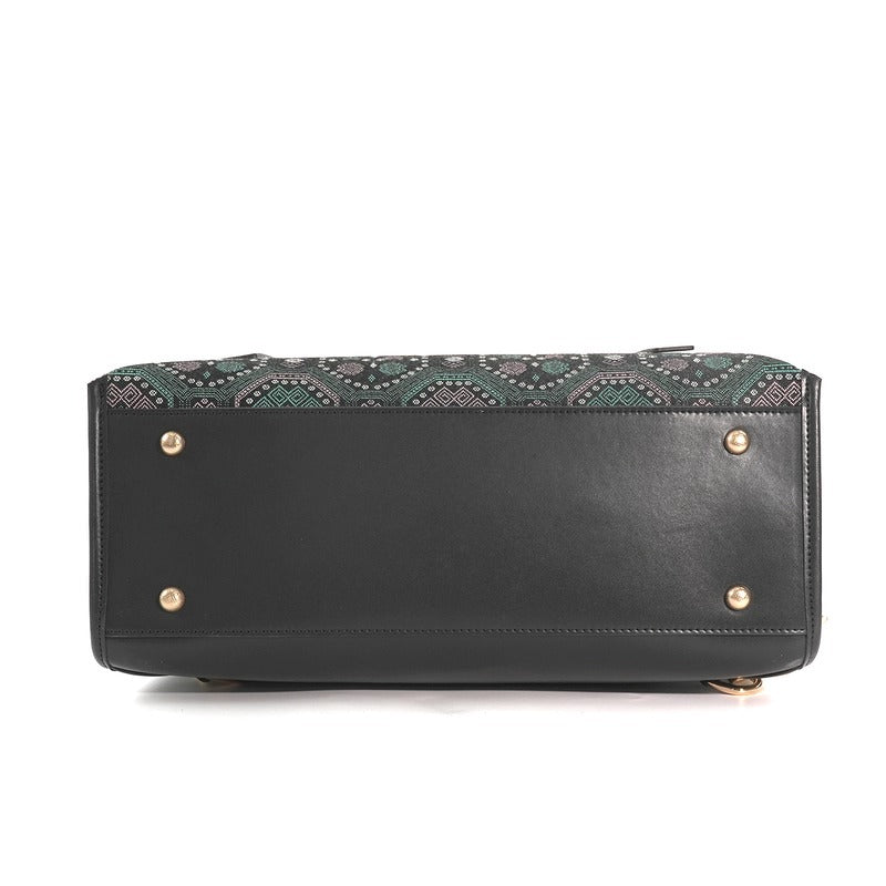 Multicolor brocade travel bag view 04